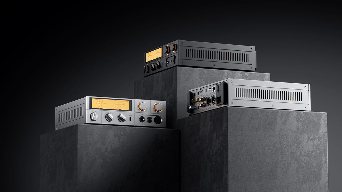 FiiO K17 headphone amp / DAC, view 3